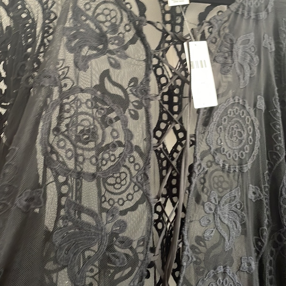 Lace tie front dress - Picture 4 of 5